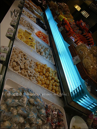 精彩火鍋(台北館前店)：［台北車站］精彩火鍋．新鮮食材吃到飽