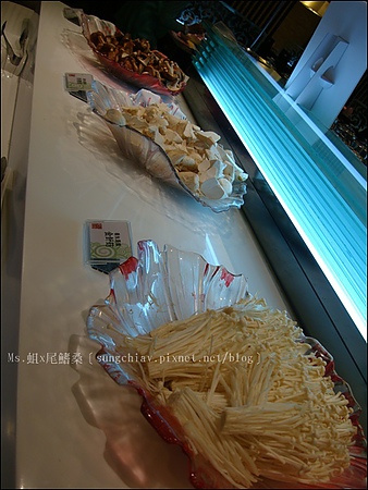 精彩火鍋(台北館前店)：［台北車站］精彩火鍋．新鮮食材吃到飽