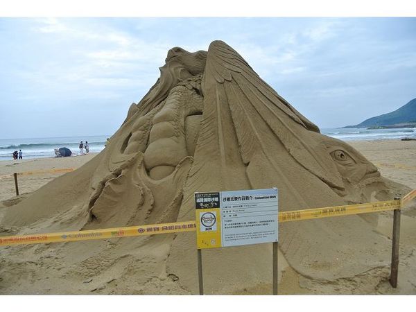 福隆海水浴場：【遊記】o○。oO。宜蘭 福隆2012沙雕展 　驚奇又可愛的沙雕展，今年又要展出啦～o○。o。○