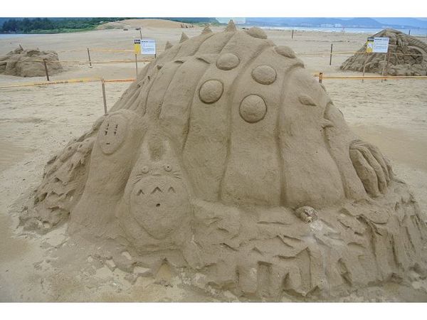 福隆海水浴場：【遊記】o○。oO。宜蘭 福隆2012沙雕展 　驚奇又可愛的沙雕展，今年又要展出啦～o○。o。○