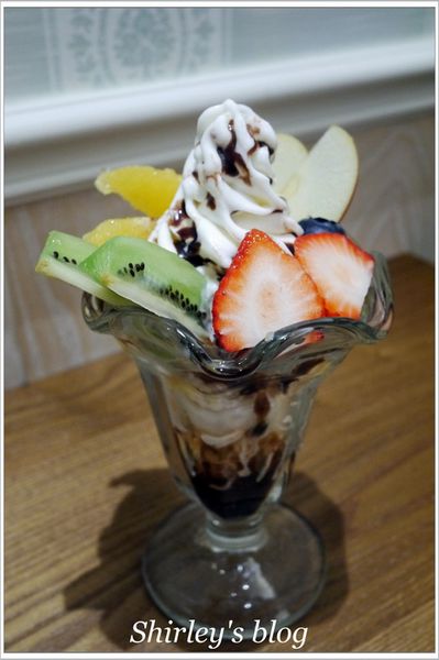 Monteur 夢甜屋中山門市：中山站‧MONTEUR Cafe 夢甜屋