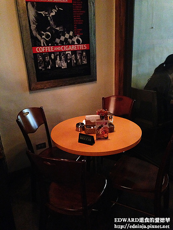 Toasteria Cafe三號(敦南店)：[食記]台北東區 洋溢地中海懷舊風情的小酒館- Toasteria 吐司利亞 台北烤起士之家 (敦南店)