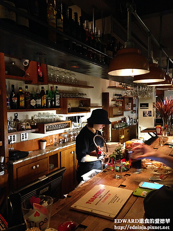 Toasteria Cafe三號(敦南店)：[食記]台北東區 洋溢地中海懷舊風情的小酒館- Toasteria 吐司利亞 台北烤起士之家 (敦南店)