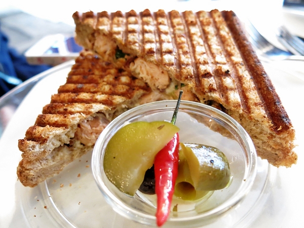 Toasteria Cafe三號(敦南店):【捷運忠孝敦化】台北東區的小地中海 — Toasteria Cafe 吐司利亞