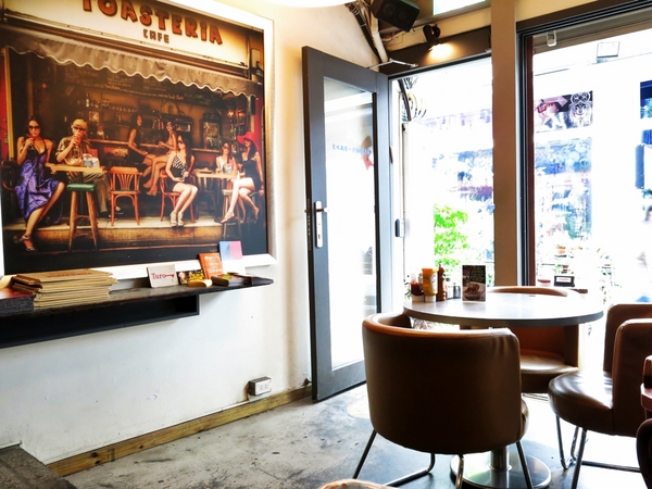 Toasteria Cafe三號(敦南店):【捷運忠孝敦化】台北東區的小地中海 — Toasteria Cafe 吐司利亞
