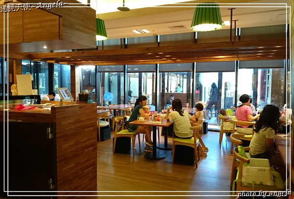 伽利略親子餐廳(信義店)：▪ 用餐環境舒適的伽利略親子餐廳 [信義店]