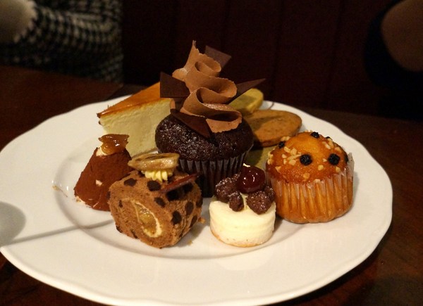 六福皇宮-絲路宴餐廳 Silk Road Feast:六福皇宮♥ 絲路宴♥ 吃到飽 ♥多國料理