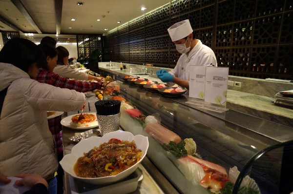 六福皇宮-絲路宴餐廳 Silk Road Feast:六福皇宮♥ 絲路宴♥ 吃到飽 ♥多國料理