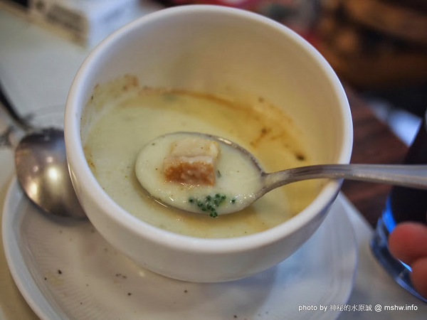 阿喜義大利麵：【食記】台中大里-Ashi Pasta 阿喜義大利麵 : 喂喂喂~這個明太子超犯規的啊!!@@