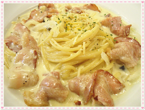 阿喜義大利麵：【台中食記】義大利麵控必收藏♥醜麵:我很醜可是我很可口@阿喜義大利麵