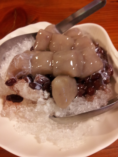 豆子:【台中東海】豆子 超滑嫩仙草 又Q又香的芋圓 大推!