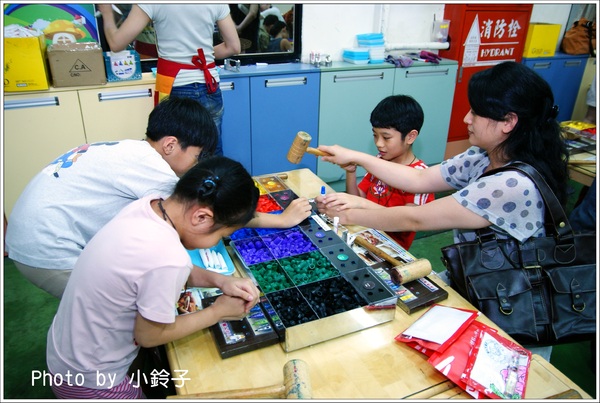 蠟藝彩繪館:宜蘭「蜡藝彩繪館」體驗人體彩繪樂趣