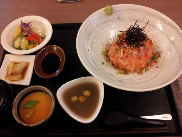 遇見MASA日式定食：【台中東海】遇見MASA日式定食－主餐優秀，但下次不太餓再加上時間很多才可能會回訪