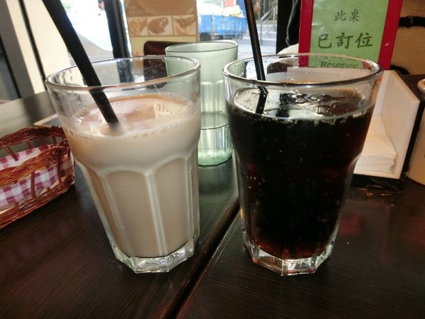 Focus Kitchen：《台北》Focus Kitchen 肯恩廚房│牽絲招牌蛋捲&爆漿熱熔岩布朗尼@東門站