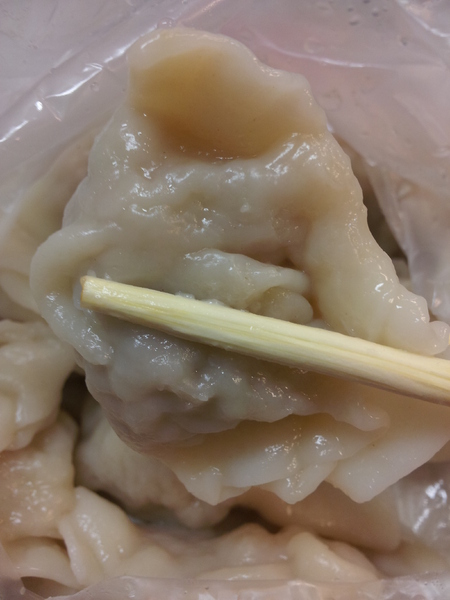 小天津手工麵館：【台中東海】小天津手工麵館－沒有什麼湯的湯包＆３元的水餃