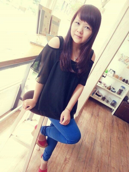 時光咖啡：【台中東海】一本書、一杯咖啡、一份悠閒！時光咖啡！