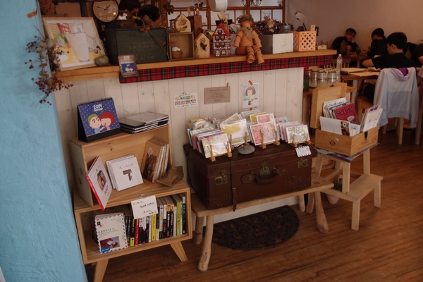 時光咖啡:【台中東海】時光咖啡-悠閒時光有咖啡、鬆餅的香氣陪伴你~