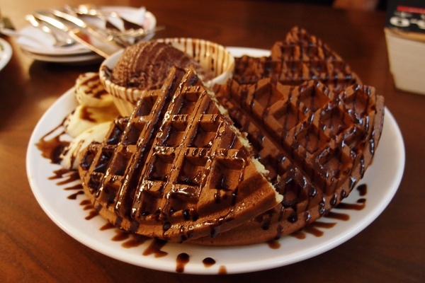 時光咖啡:【台中東海】時光咖啡-悠閒時光有咖啡、鬆餅的香氣陪伴你~