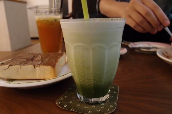 時光咖啡:【台中東海】時光咖啡-悠閒時光有咖啡、鬆餅的香氣陪伴你~