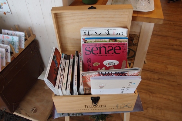 時光咖啡:【台中東海】時光咖啡-悠閒時光有咖啡、鬆餅的香氣陪伴你~