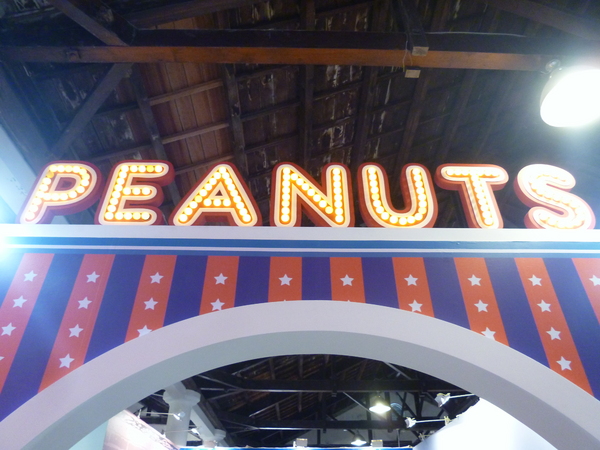 走進花生漫畫: Snoopy 65週年巡迴特展(高雄場)：【口碑場】一起來駁二跟Snoopy玩吧!!－走進花生漫畫: Snoopy 65週年巡迴特展