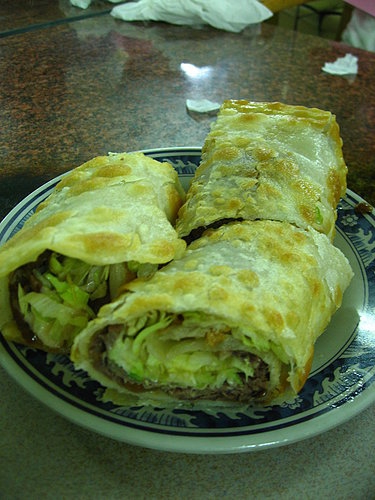 劉家酸白菜火鍋:刀削涼麵 我最愛