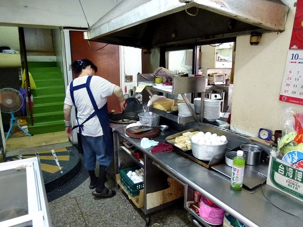 廟口紅茶:【花蓮】廟口紅茶.鋼管紅茶.花蓮市