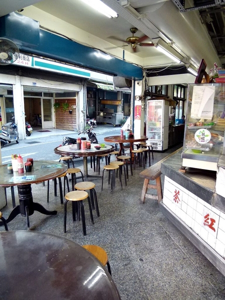 廟口紅茶:【花蓮】廟口紅茶.鋼管紅茶.花蓮市