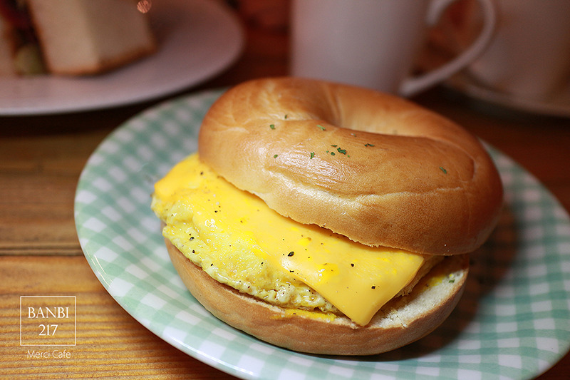 Banbi217 美食旅遊: Merci Cafe 不是二店而是搬家新址 板橋人氣早午餐店,下午茶,咖啡館,聚餐餐廳(捷運板橋站)
