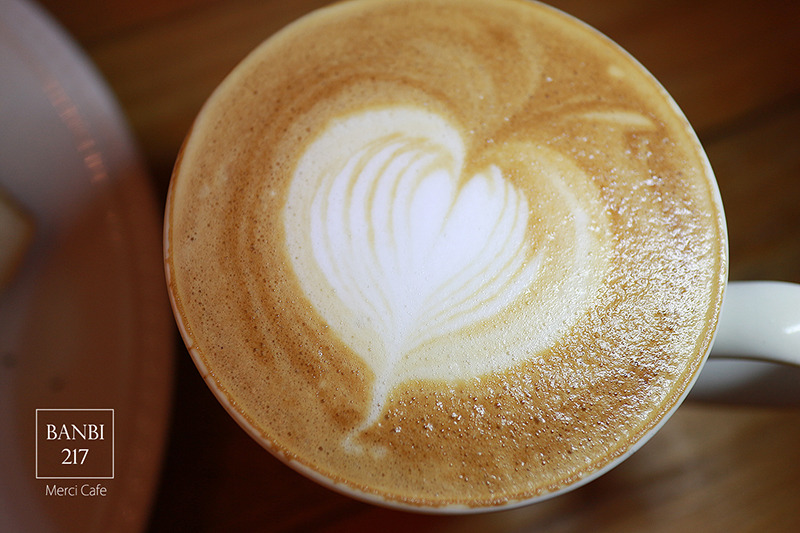 Banbi217 美食旅遊: Merci Cafe 不是二店而是搬家新址 板橋人氣早午餐店,下午茶,咖啡館,聚餐餐廳(捷運板橋站)