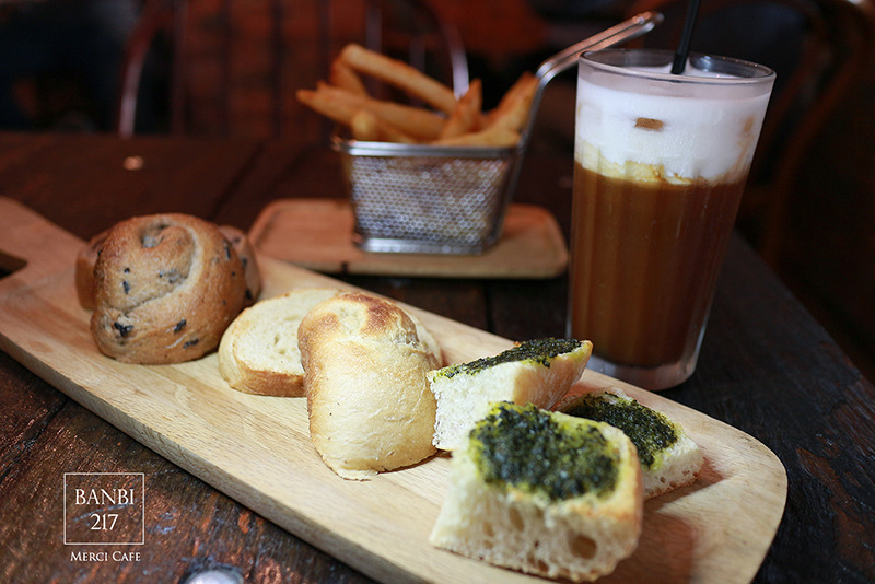 Banbi217 美食旅遊: Merci Cafe 不是二店而是搬家新址 板橋人氣早午餐店,下午茶,咖啡館,聚餐餐廳(捷運板橋站)