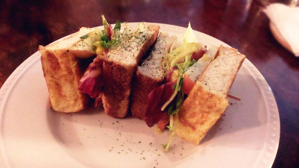 10850420_10152524137621762_830313120_n_副本