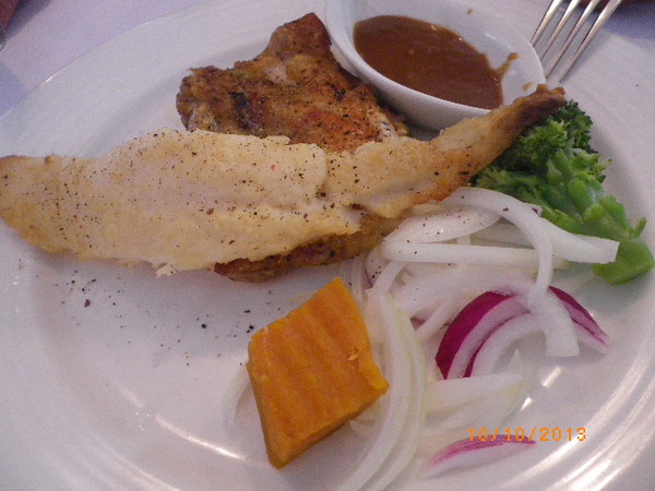 紅洋蔥牛排餐廳(光復店):紅洋蔥牛排餐廳˙免費兌換卷