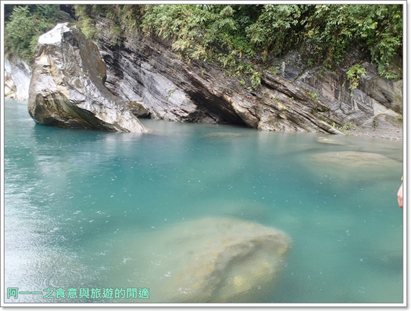 慕谷慕魚：花蓮慕谷慕魚溯溪 狂人出動 游泳/攀岩一次包
