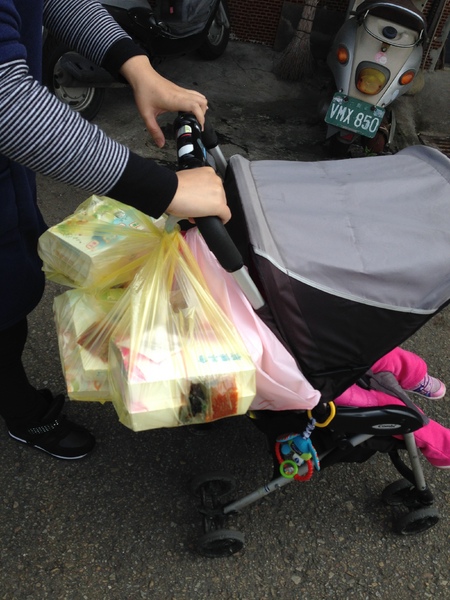 斗煥坪水餃館:【苗栗頭份】有雷有淚,還有一點點好吃的一桌菜-斗煥坪水餃館