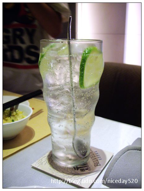 華園飯店-旺角茶餐廳:高雄華園飯店|旺角港式飲茶餐廳。色香聲味意的感官飲食 part1