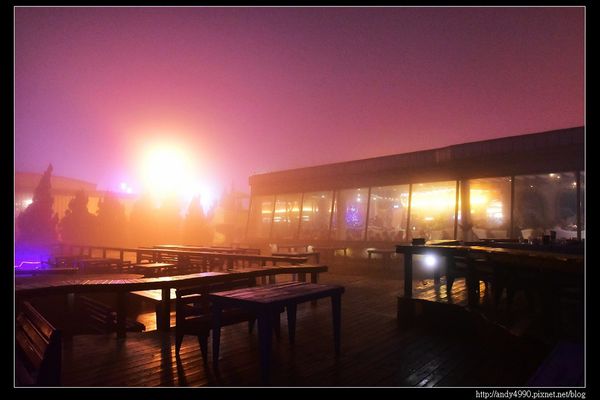 20160110龍潭白圍牆地中海景觀咖啡14