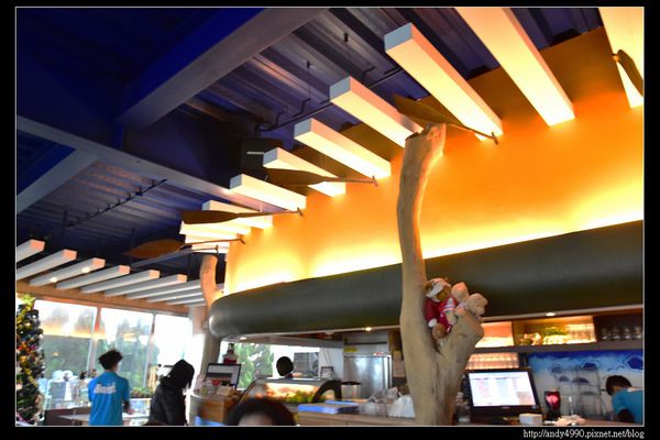 20160110龍潭白圍牆地中海景觀咖啡4