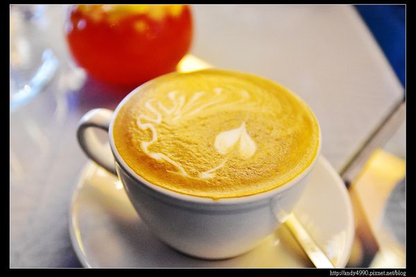 20160110龍潭白圍牆地中海景觀咖啡12