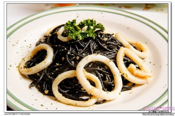 夏卡瓦(原夏綠地)：【美食♥新竹】☼ 夏卡瓦咖啡餐廳 ☼餐點選擇性多樣化，好想全部都吃一輪呀♥♥