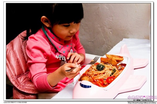 綠芳園咖啡庭園餐廳:【美食♥新竹】☼ 綠芳園庭園餐廳 ☼九宮格繽紛下午茶讓人驚艷♥♥