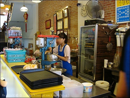 阿忠冰店：［新竹北區］城隍廟口．50年不變的傳統美味．阿忠冰店