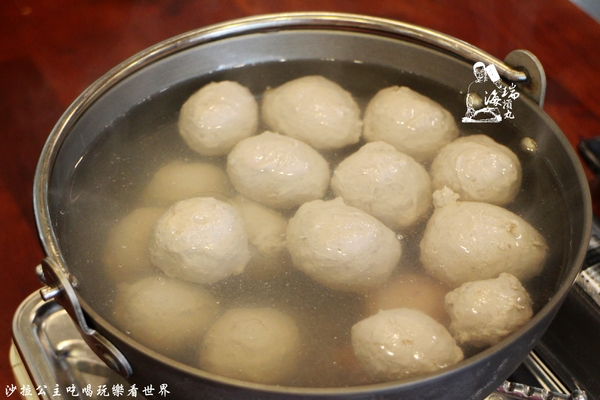 海瑞摃丸(總店):新竹美食『海瑞摃丸(總店)』DIY手工貢丸/新竹肉圓/新竹米粉/新竹摃丸/新竹伴手禮