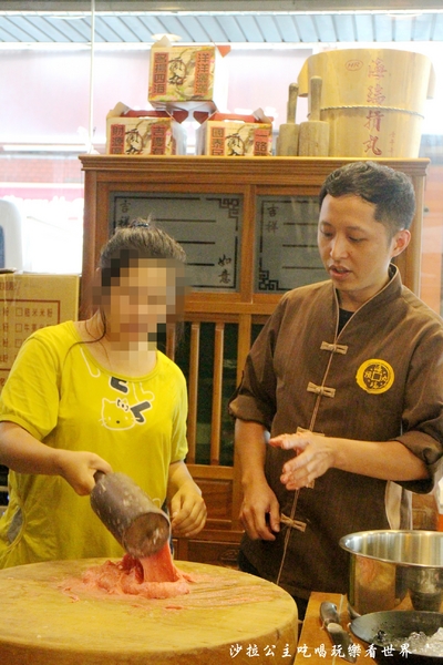 海瑞摃丸(總店):新竹美食『海瑞摃丸(總店)』DIY手工貢丸/新竹肉圓/新竹米粉/新竹摃丸/新竹伴手禮