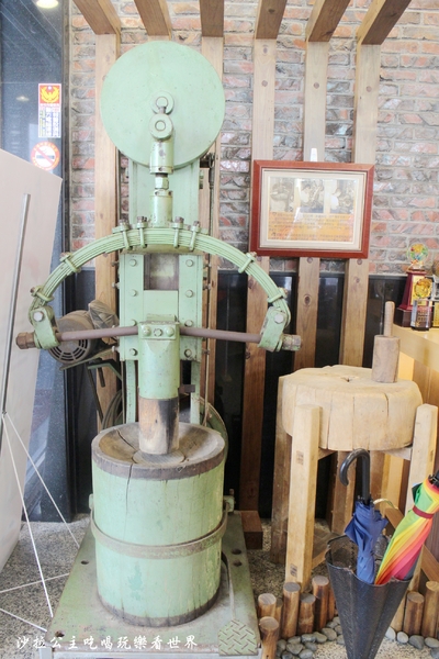 海瑞摃丸(總店):新竹美食『海瑞摃丸(總店)』DIY手工貢丸/新竹肉圓/新竹米粉/新竹摃丸/新竹伴手禮