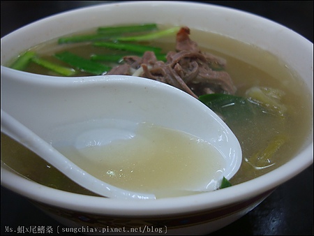 廟口鴨香飯：［新竹北區］超濃肉汁．城隍廟口鴨香飯
