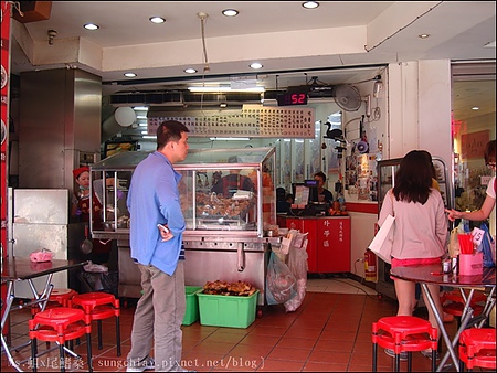 廟口鴨香飯：［新竹北區］超濃肉汁．城隍廟口鴨香飯