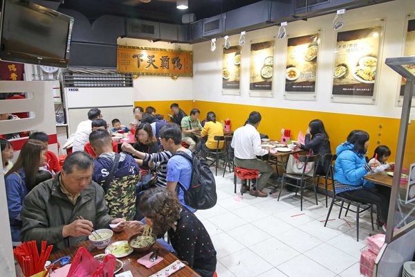 【新竹美食】廟口鴨香飯-新竹都城隍廟必吃美食