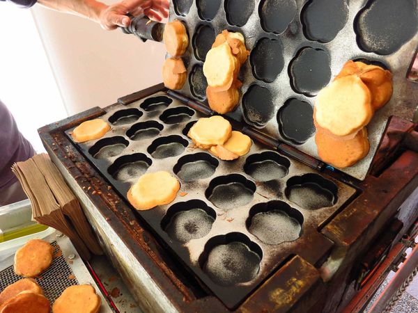 【新竹】站前梅花雞蛋糕-銅板5元美味小吃