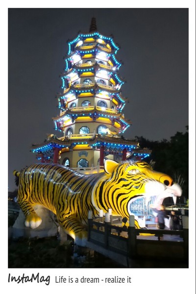 蓮池潭風景區：【高雄景點】夜拍蓮池潭畔~春秋閣/龍虎塔/北極玄天上帝